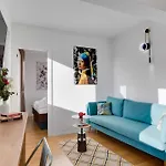 Tres Fenestras - Free Private Garage Parking דירה *
