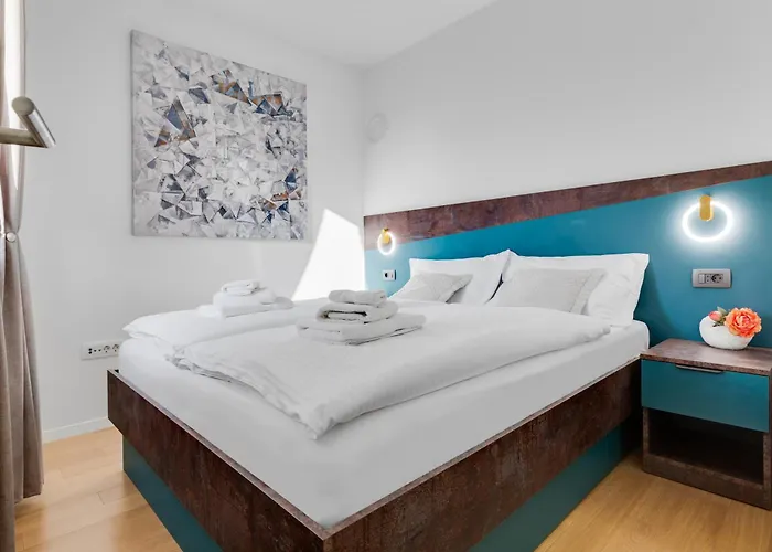 Tres Fenestras - Free Private Garage Parking Appartement Zadar